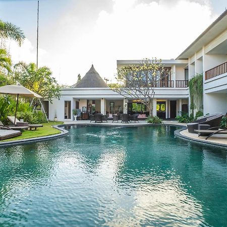 Villa Diana Bali 16 Bedrooms Seminyak Eksteriør billede